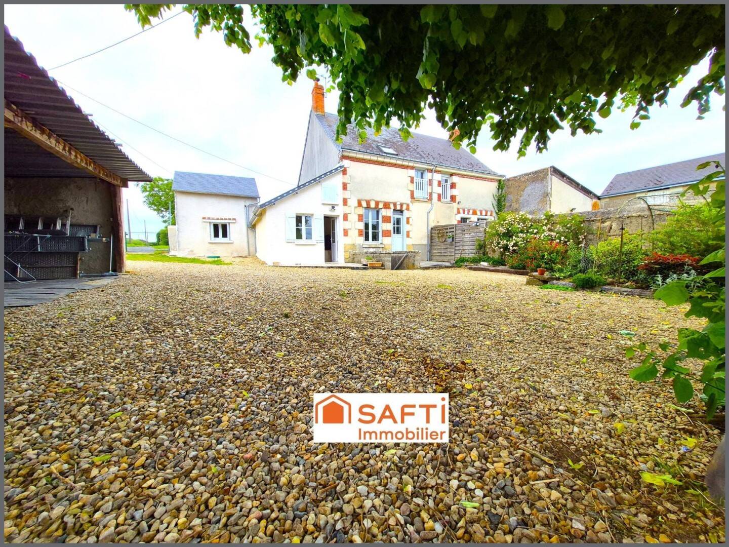 Maison 4 pièces 95 m² · à Descartes · 95 m² · 132 500 €