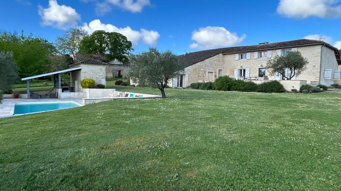 Maison 6 pièces 289 m² · à Grignols · 289,1 m² · 449 000 €