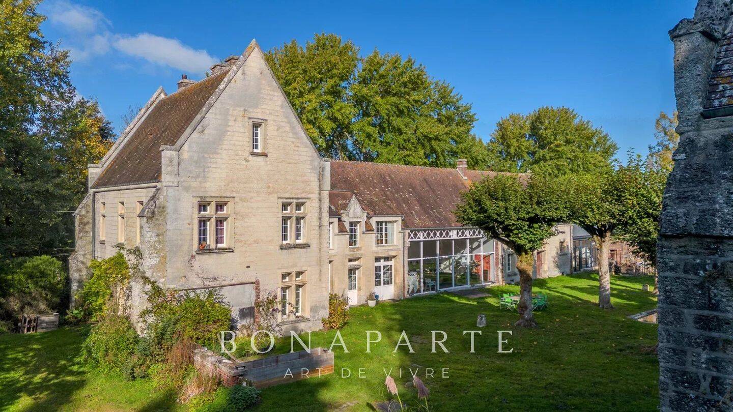 Maison 16 pièces 354 m² · à Elbeuf-en-Bray · 354 m² · 900 000 €
