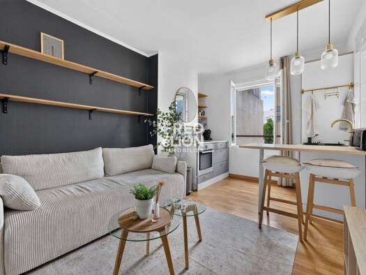 Appartement à vendre 365 000 € 2 pièces 1 chambre 27 m² Étage 5/5 La Plaine des Sablons Neuilly-sur-Seine 92200