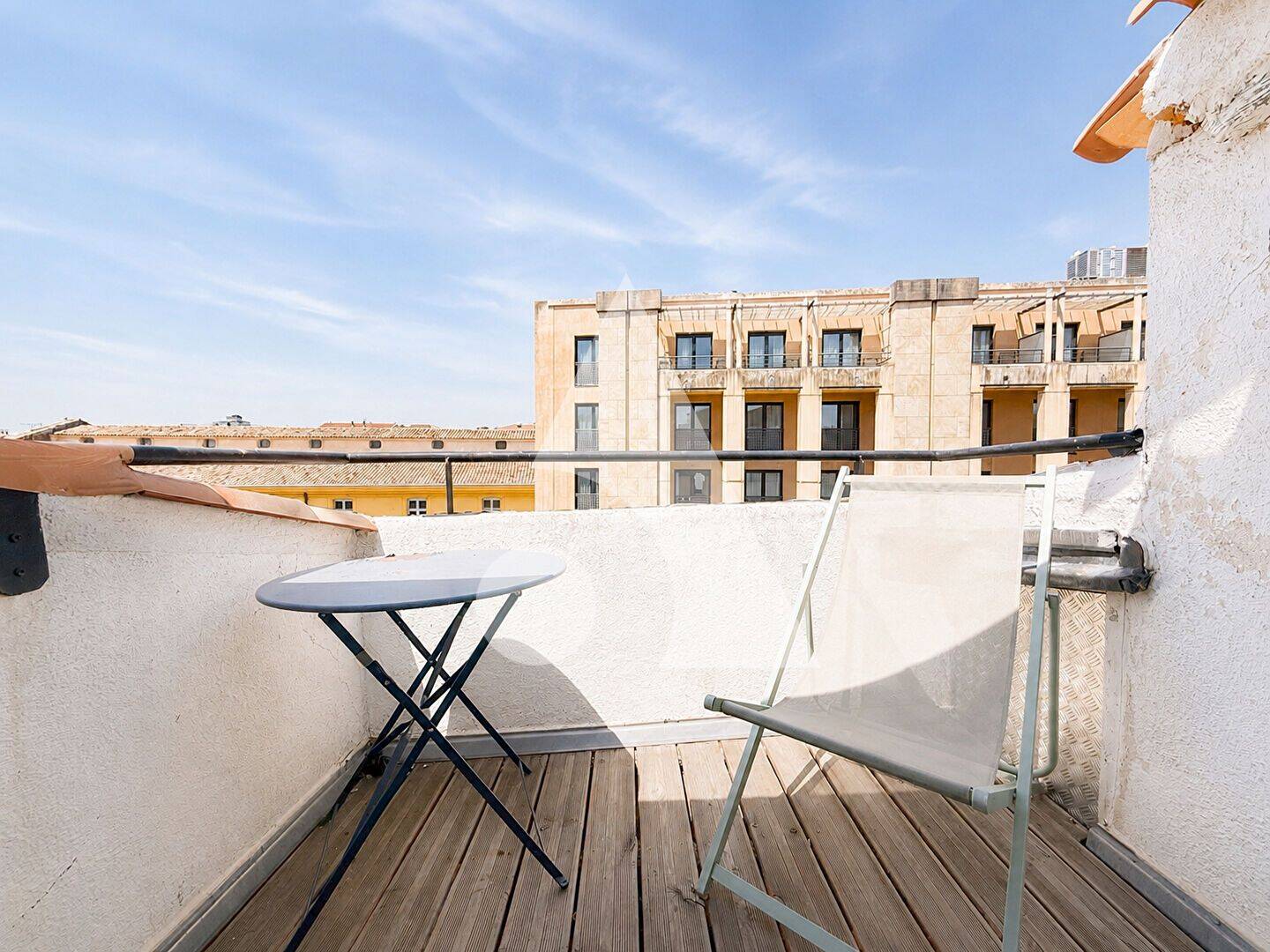 Appartement 1 pièce 31 m² · à Aix-en-Provence · 31 m² · 210 000 €