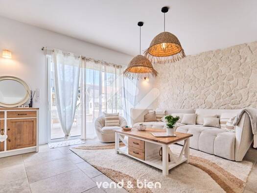Maison de plain-pied à vendre 420 000 € 7 pièces 4 chambres 184 m² 543 m² de terrain Bois d'Amour-Porte de Paris-Courlancy Reims 51100
