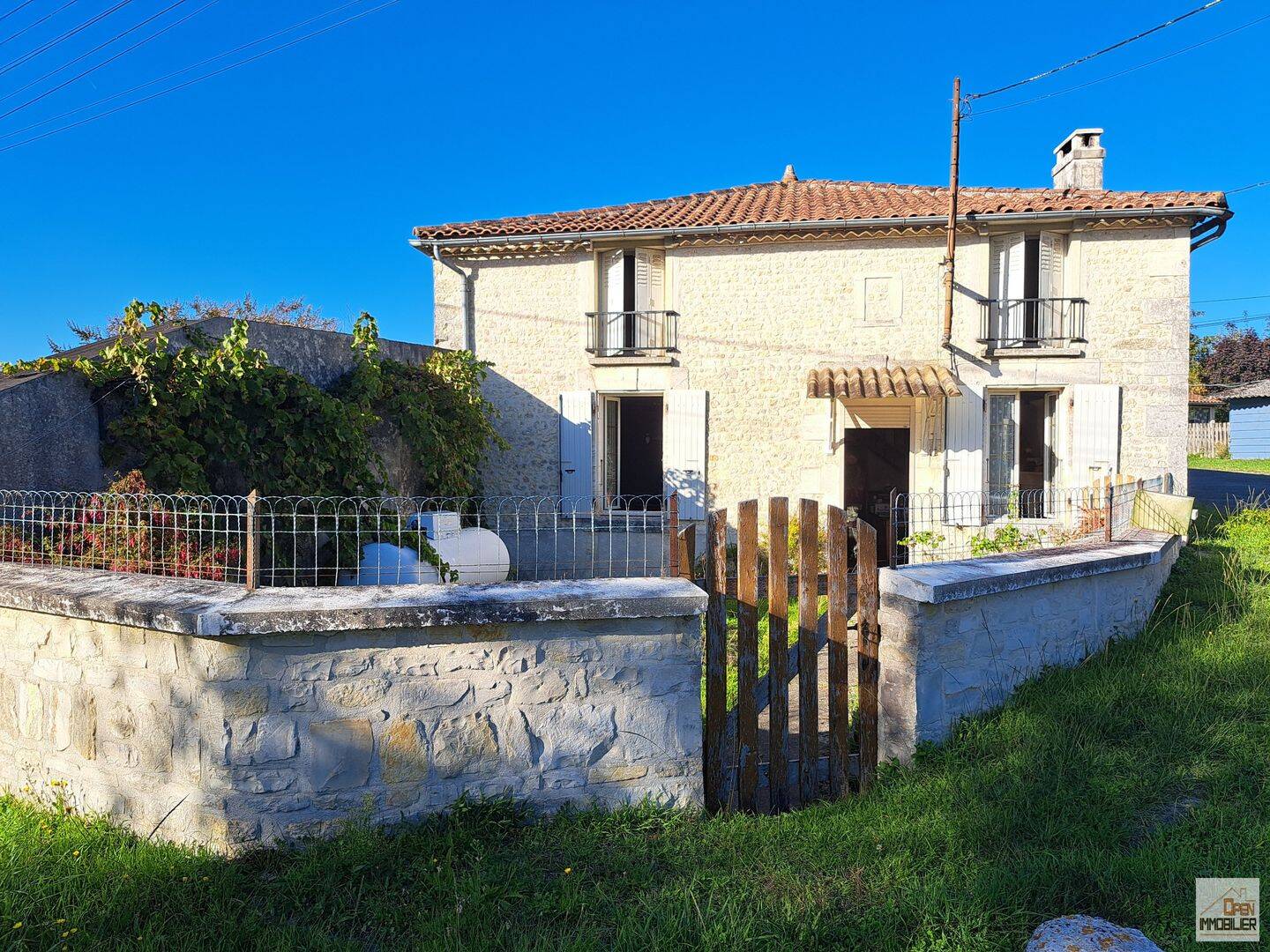 Maison 6 pièces 152 m² · à Condéon · 152 m² · 103 000 €
