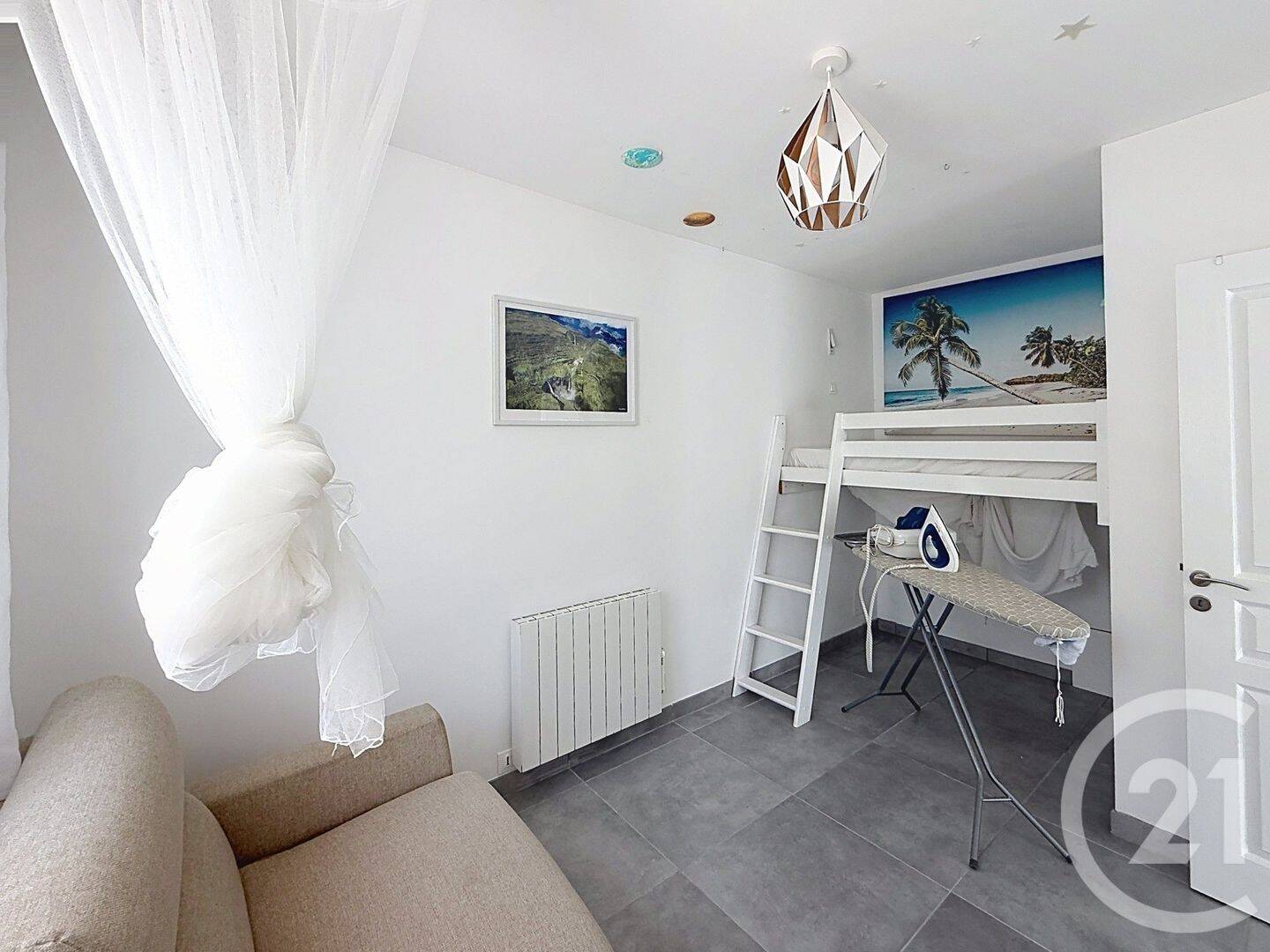 Maison 5 pièces 124 m² · à Mandelieu-la-Napoule · 123,5 m² · 580 000 €