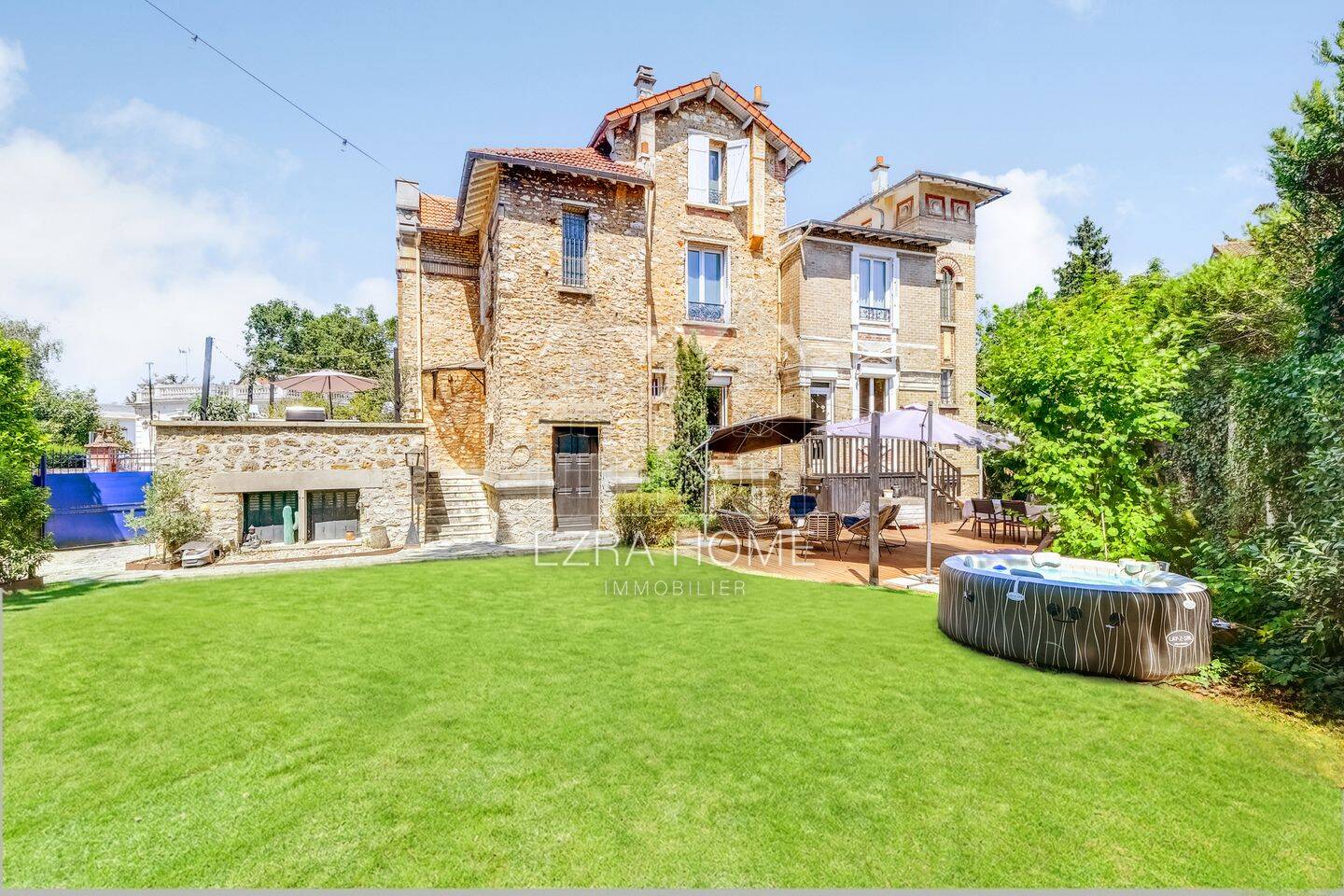 Maison 8 pièces 218 m² · à Enghien-les-Bains · 218 m² · 1 555 000 €