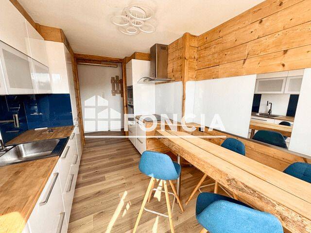 Appartement 3 pièces 70 m² · à Saint-Genis-Pouilly · 69,7 m² · 1 750 €