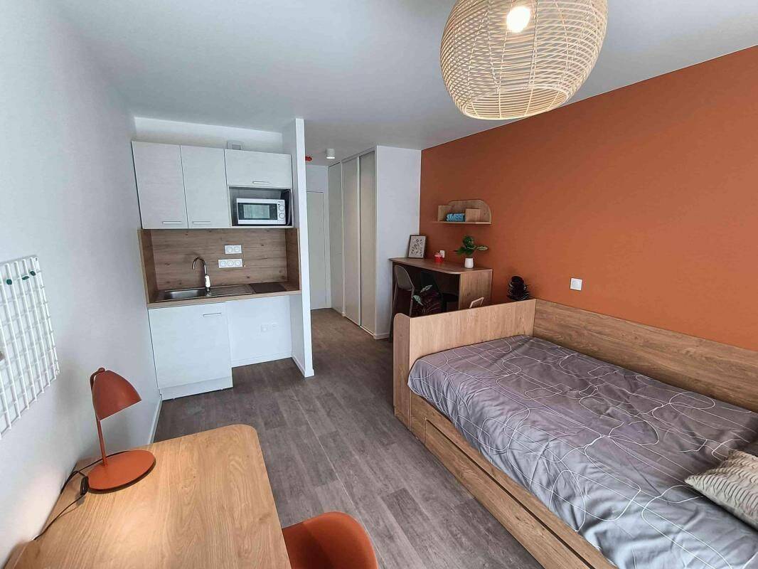 Appartement 1 pièce 18 m² · à Évry-Courcouronnes · 18 m² · 760 €/mois