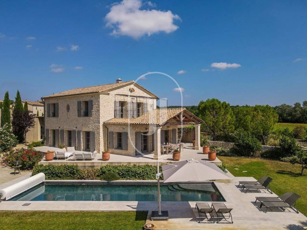 Maison 7 pièces 203 m² · à Garrigues-Sainte-Eulalie · 203 m² · 1 120 000 €