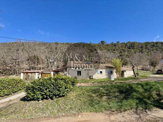 Maison à vendre 350 000 € 4 pièces 3 chambres 111,1 m² 2 196 m² de terrain Allemagne-en-Provence 04500