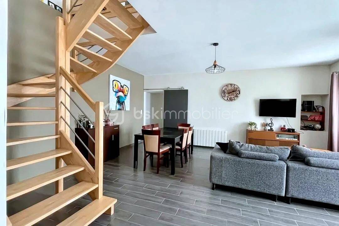 Maison 7 pièces 184 m² · à Saint-Didier · 184 m² · 295 800 €