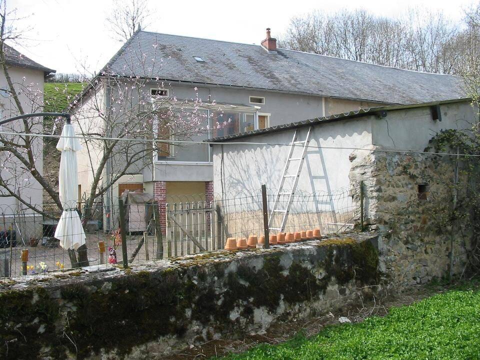 Maison 3 pièces 56 m² · à Cussy-en-Morvan · 56 m² · 28 000 €