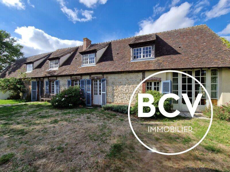 Maison 6 pièces 210 m² · à Châteauneuf-en-Thymerais · 210 m² · 325 000 €