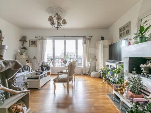 Maison à vendre 448 000 € 4 pièces 3 chambres 94 m² 363 m² de terrain Le Grand Val Sucy-en-Brie 94370