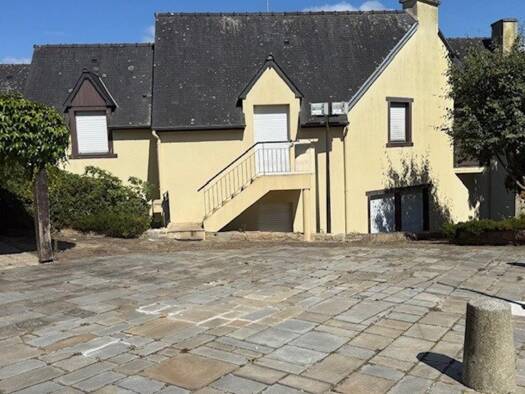 Immeuble à vendre 155 700 € 230 m² Le Mené 22330