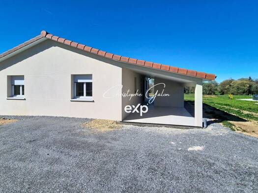 Maison de plain-pied à vendre 213 000 € 4 pièces 3 chambres 85 m² 1 317 m² de terrain Peyrilhac 87510