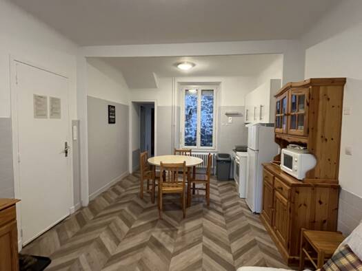 Immeuble à vendre 200 000 € 167 m² La Bourboule 63150