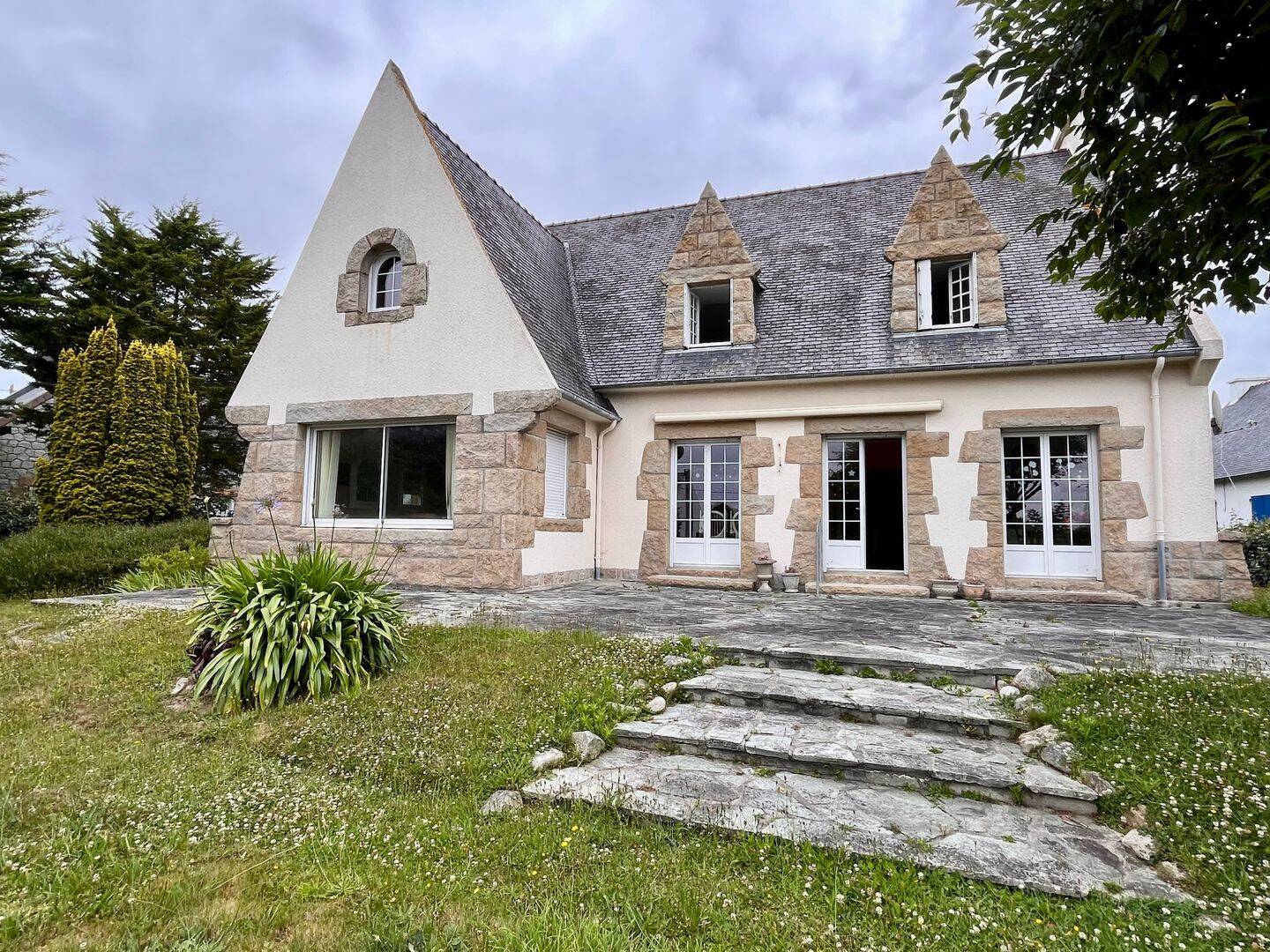 Maison 7 pièces 200 m² · à Trébeurden · 200 m² · 556 600 €