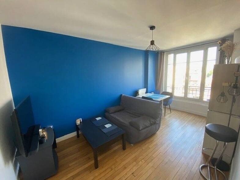 Appartement à louer 1 200 € 2 pièces 1 chambre 36 m² 3ème étage Plateau-Grèves-Europe-Gare du Stade-Fossés Jean Colombes 92700