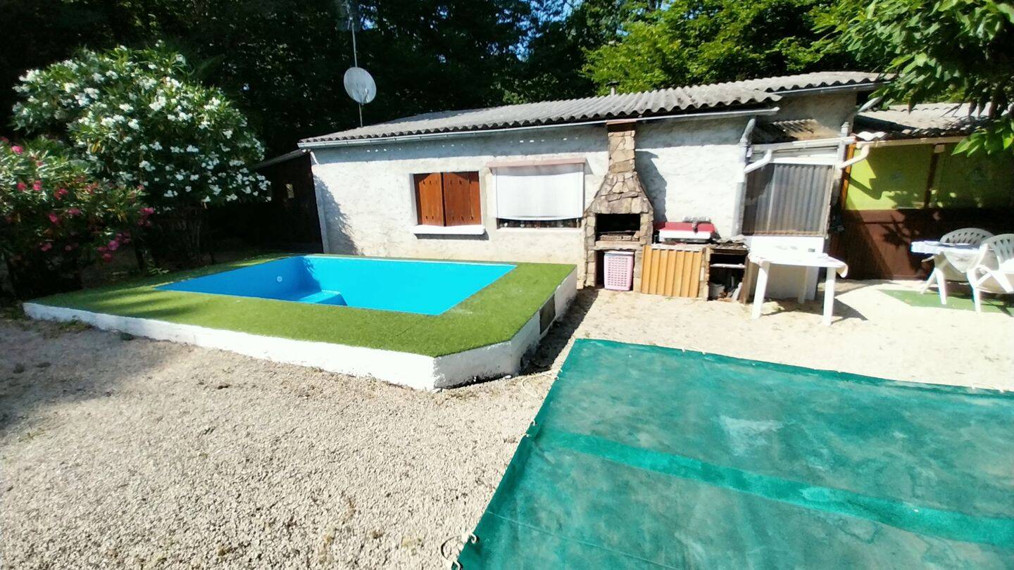 Maison 6 pièces 168 m² · à Annesse-Et-Beaulieu · 168 m² · 200 000 €