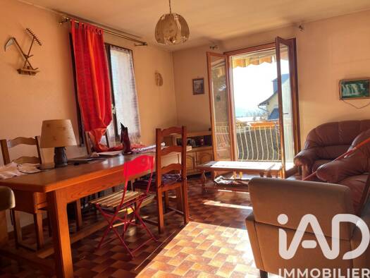 Maison à vendre 115 000 € 8 pièces 3 chambres 115 m² 410 m² de terrain Nord Est Marvejols 48100