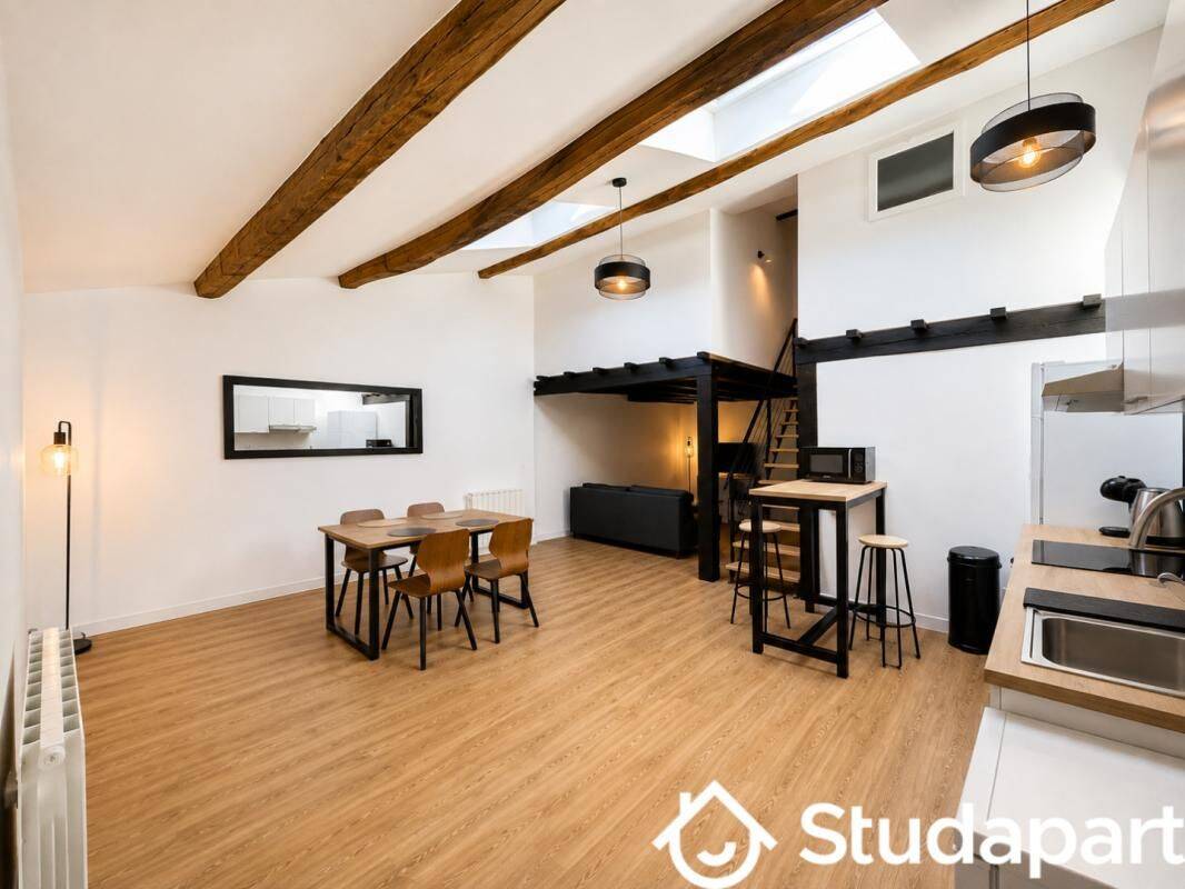 1 pièce 10 m² · à Mâcon · 10 m² · 415 €