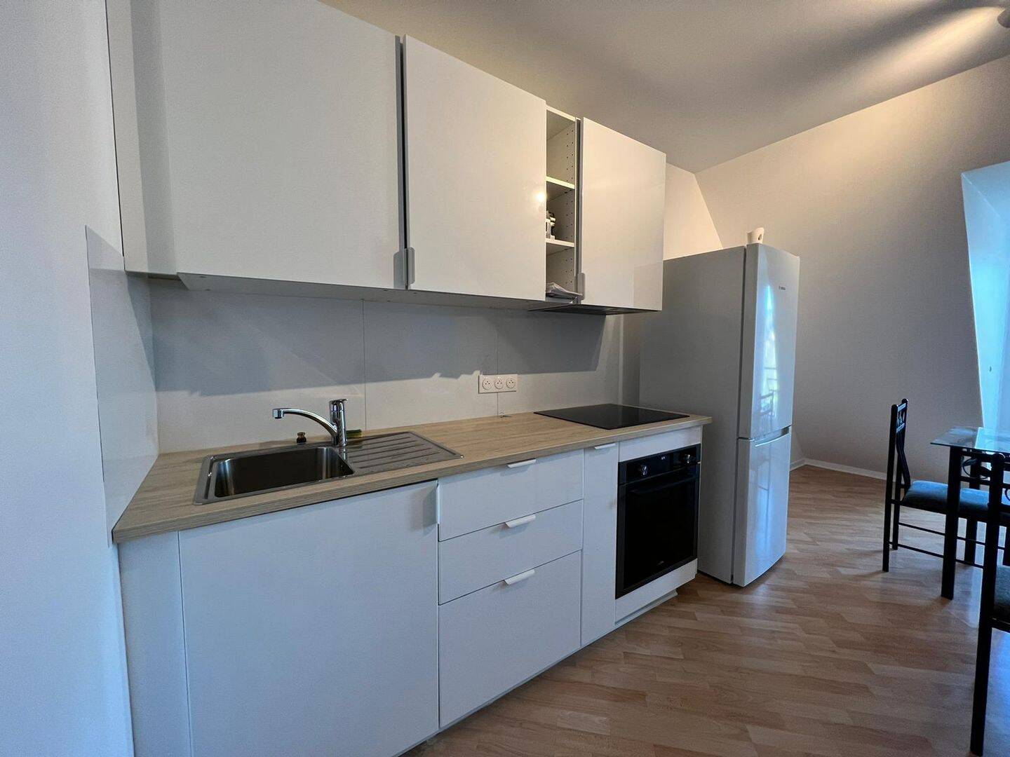 Appartement 1 pièce 28 m² · à Lardy · 27,6 m² · 710 €