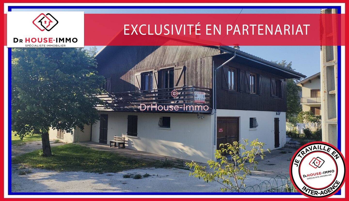 Maison 11 pièces 257 m² · à Autrans-Méaudre en Vercors · 257 m² · 549 000 €