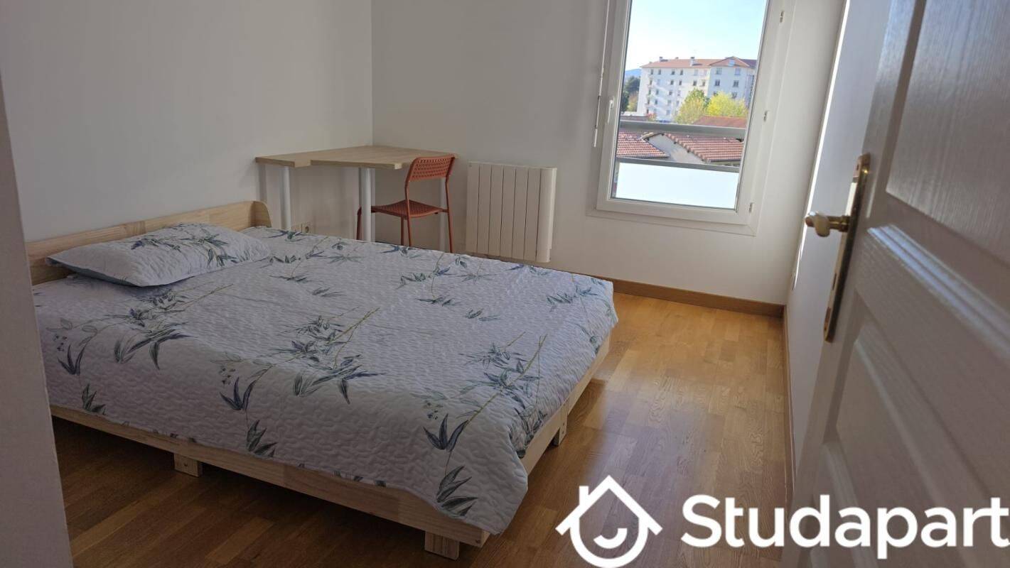 1 pièce 11 m² · à Francheville · 11 m² · 610 €