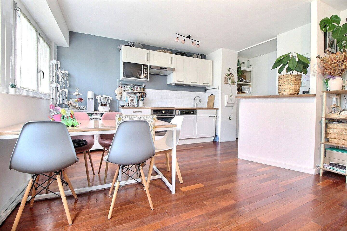 Appartement 3 pièces 64 m² · à Courbevoie · 64 m² · 324 000 €