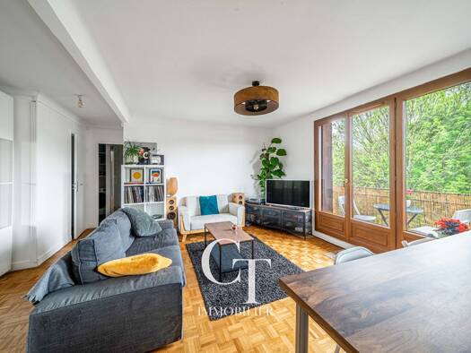 Appartement à vendre 330 000 € 2 pièces 1 chambre 52 m² Étage 3/5 Rive Droite Viroflay 78220