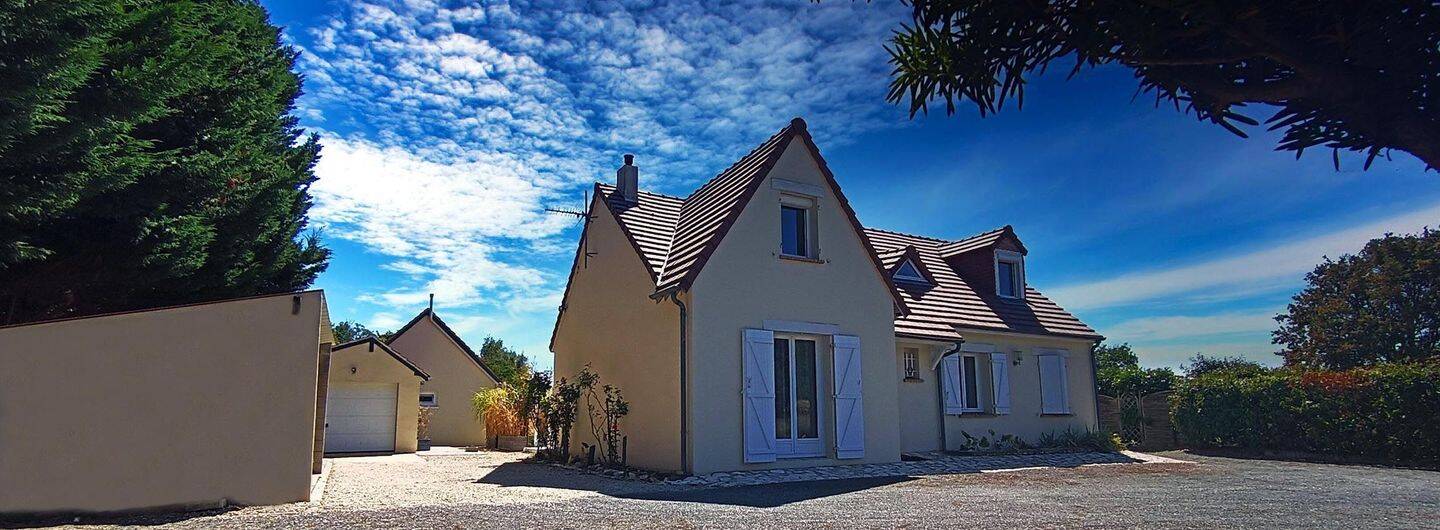 Maison 8 pièces 170 m² · à Azay-sur-Cher · 170 m² · 385 000 €