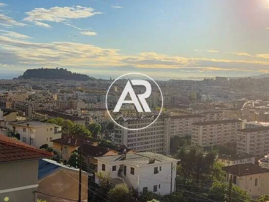 Appartement en viager 299 000 € 2 pièces 1 chambre 70 m² Étage 2/2 Vinaigrier Nice 06000