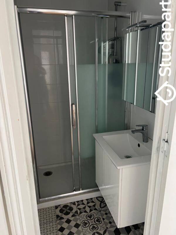 1 pièce 11 m² · à Charenton-le-Pont · 11 m² · 650 €