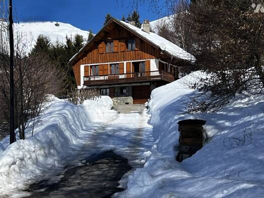 Maison à vendre 795 000 € 8 pièces 5 chambres 1 870 m² de terrain Saint-Jean-d'Arves 73530