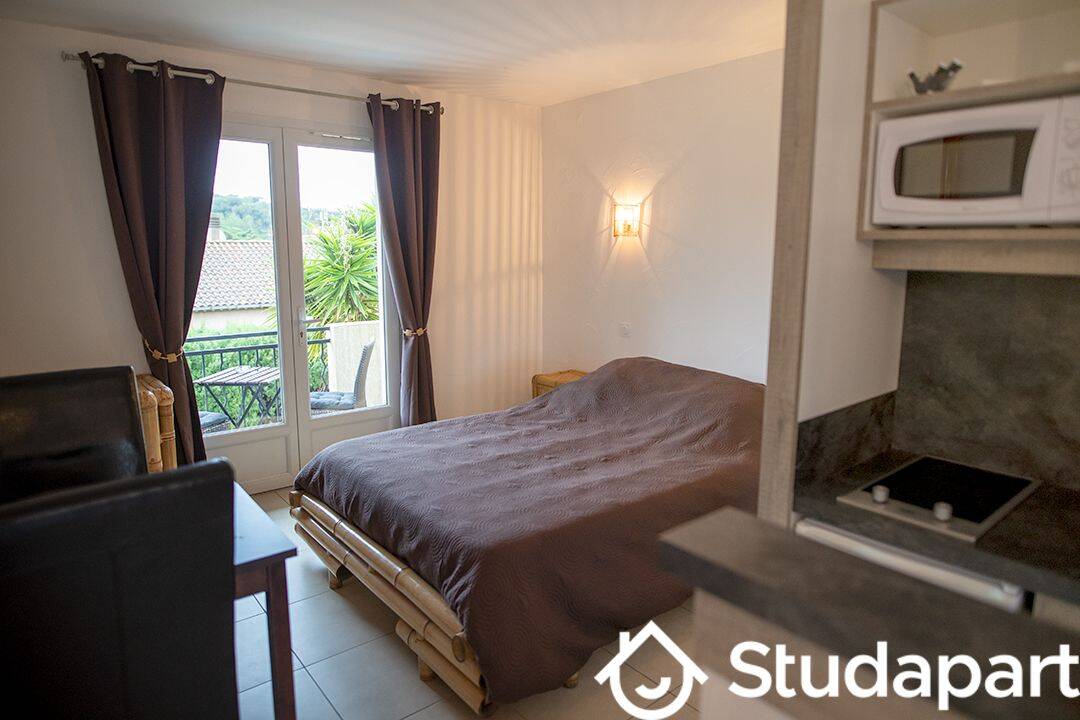 Appartement 1 pièce 24 m² · à Le Pradet · 24 m² · 600 €
