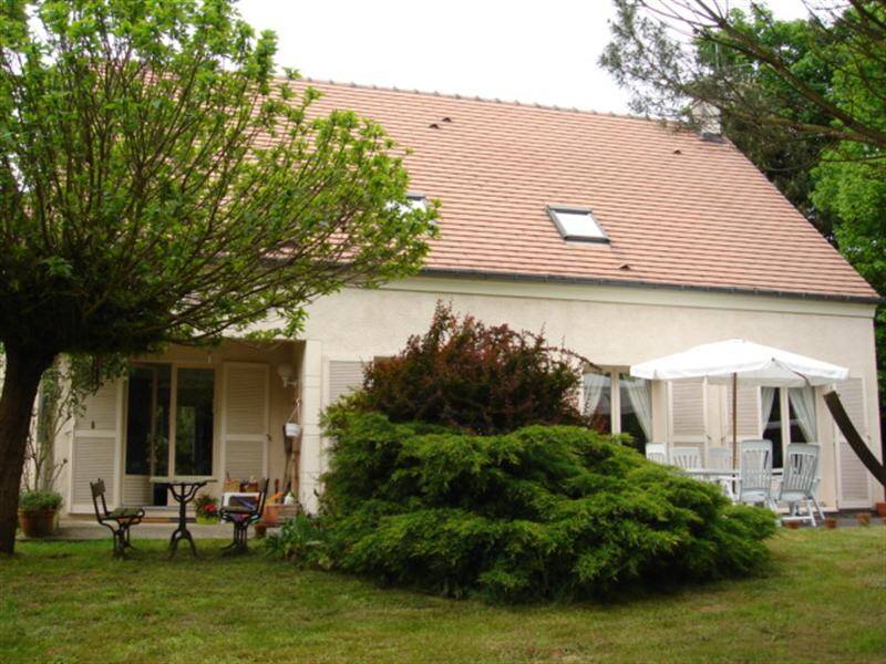 Maison 6 pièces 200 m² · à Saint-Rémy-lès-Chevreuse · 200 m² · 2 395 €/mois