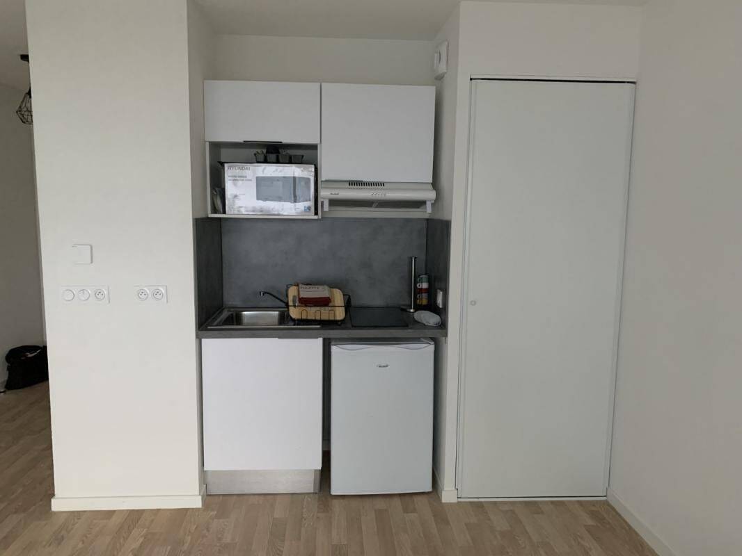 Appartement 1 pièce 30 m² · à Lormont · 30 m² · 698 €