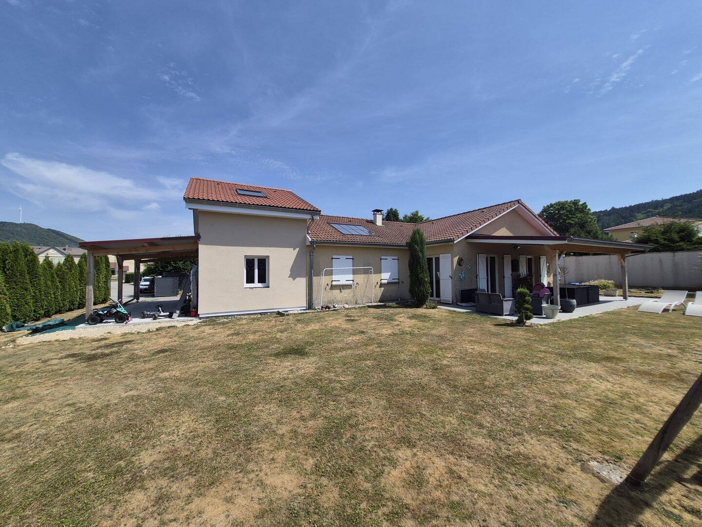 Maison individuelle de 172 m² de 2008 édifiée sur un terrain de