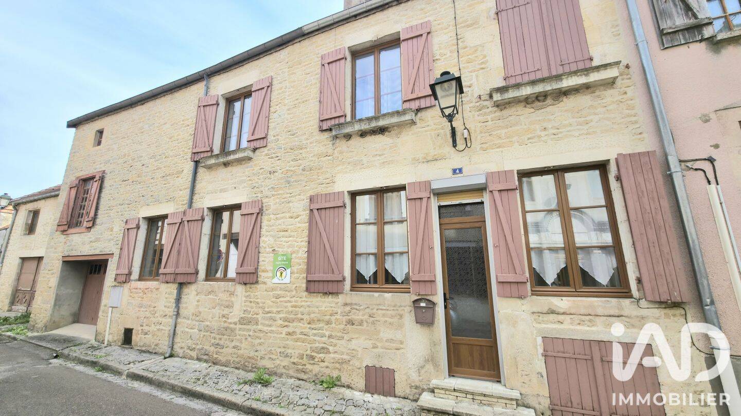 Maison 4 pièces 104 m² · à Châteauvillain · 104 m² · 107 000 €