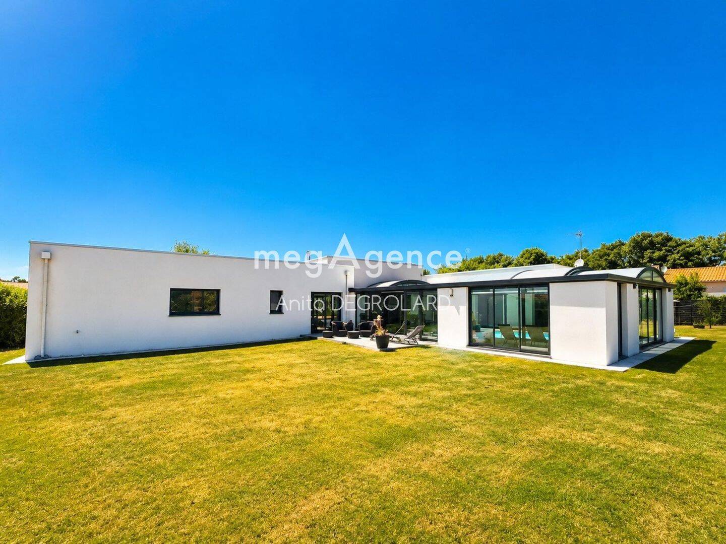 Maison 8 pièces 316 m² · à La Roche-sur-Yon · 316 m² · 739 000 €