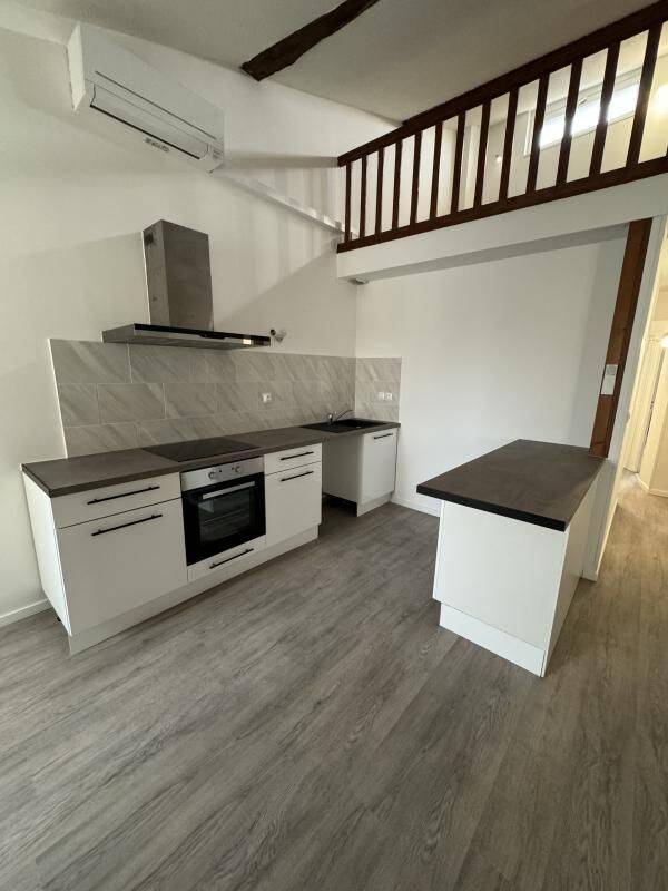 Appartement 3 pièces 67 m² · à Saint-Symphorien-d'Ozon · 67 m² · 850 €
