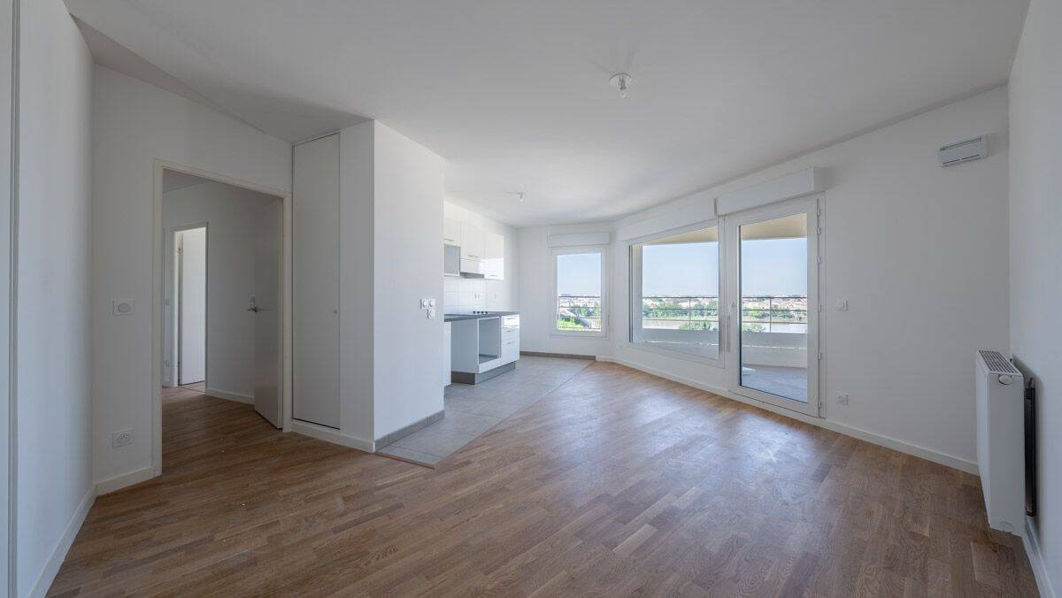 Appartement 4 pièces 77 m² · à Bordeaux · 76,7 m² · 1 293 €