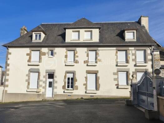 Immeuble à vendre 116 500 € 228 m² Couptrain 53250