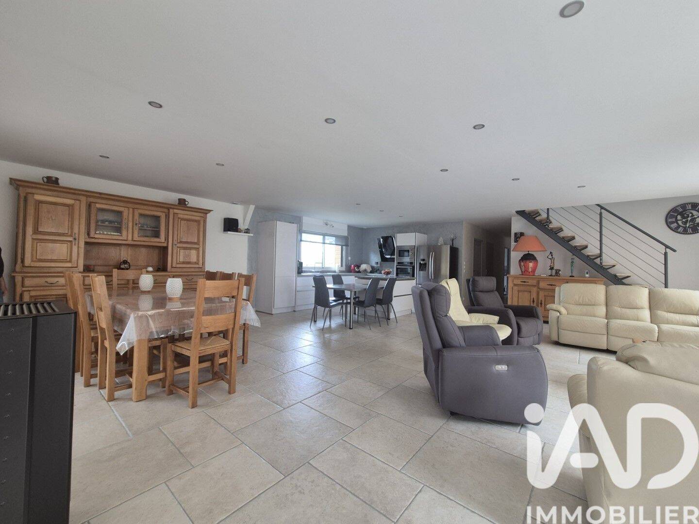 Maison 7 pièces 201 m² · à Mignières · 201 m² · 583 000 €