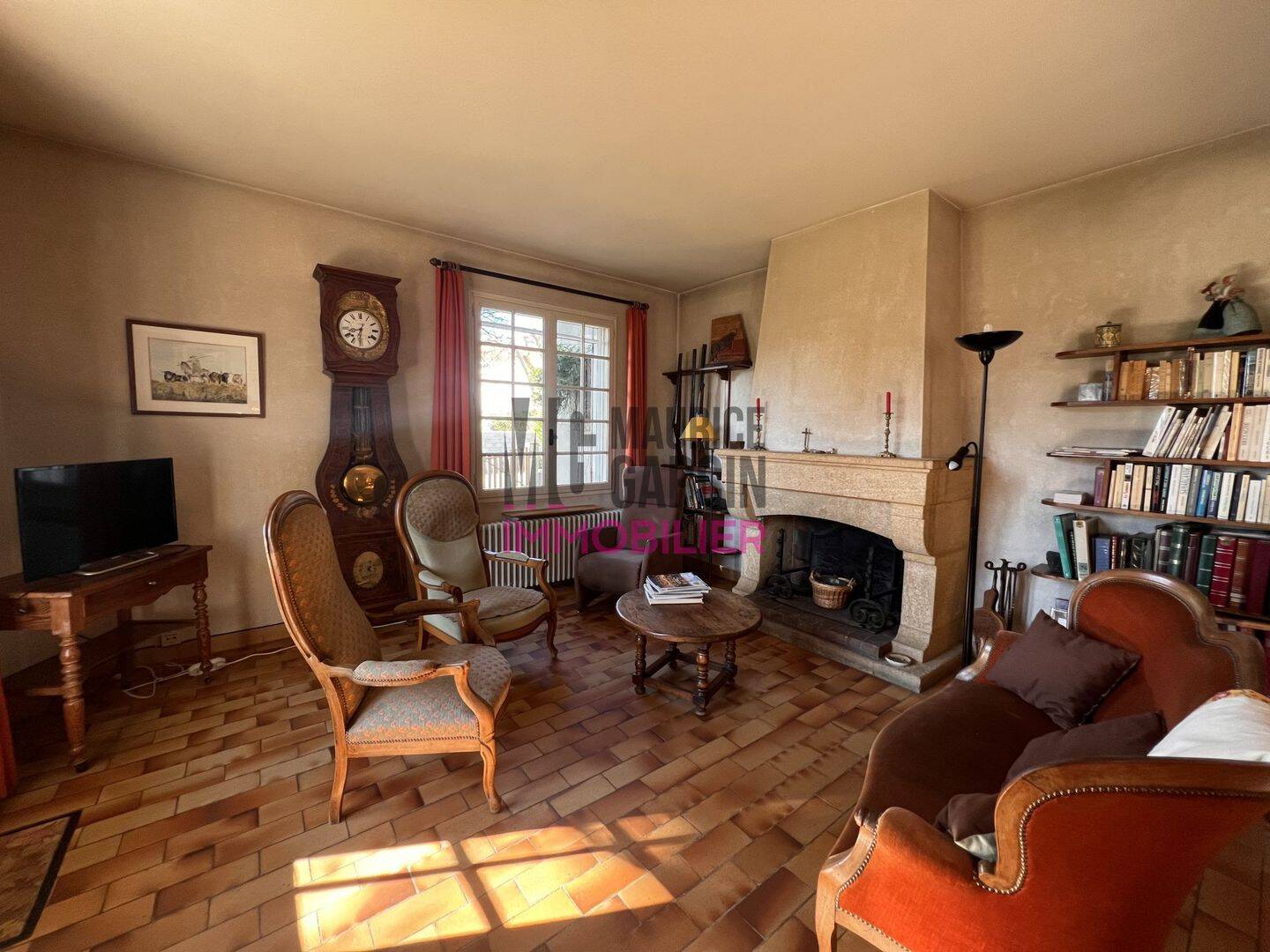 Maison 8 pièces 174 m² · à Châteaurenard · 174 m² · 472 000 €