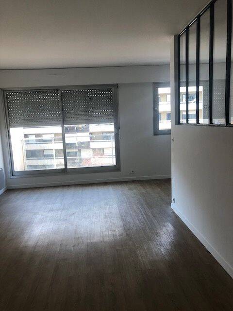 Appartement 2 pièces 51 m² · à Paris 15ème Arrondissement · 51,2 m² · 1 700 €
