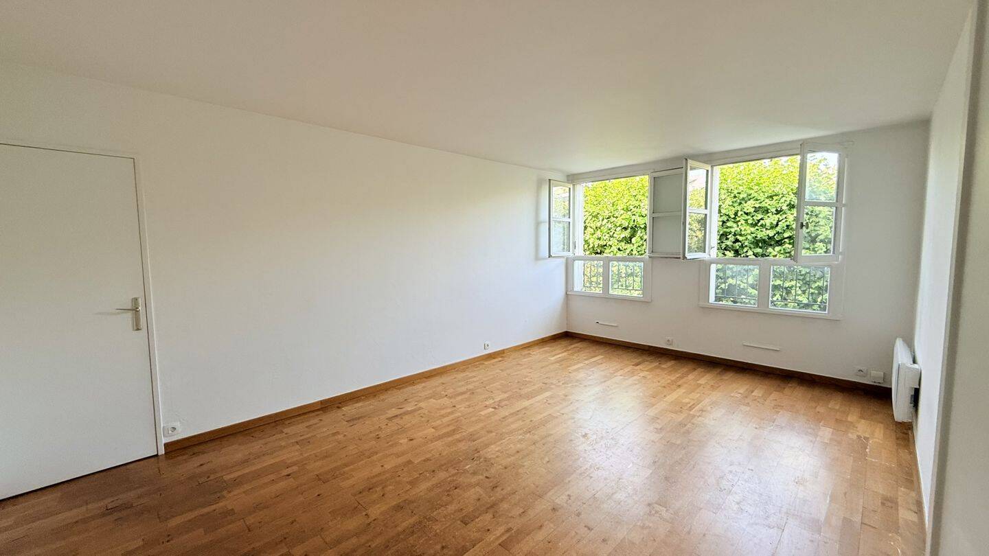 Appartement 2 pièces 53 m² · à Versailles · 52,6 m² · 1 220 €/mois