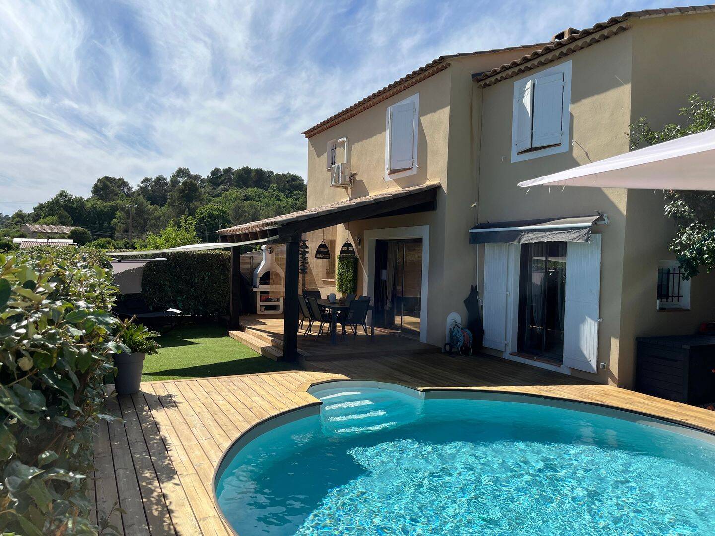 Maison 5 pièces 94 m² · à Saint-Maximin-la-Sainte-Baume · 94 m² · 359 000 €