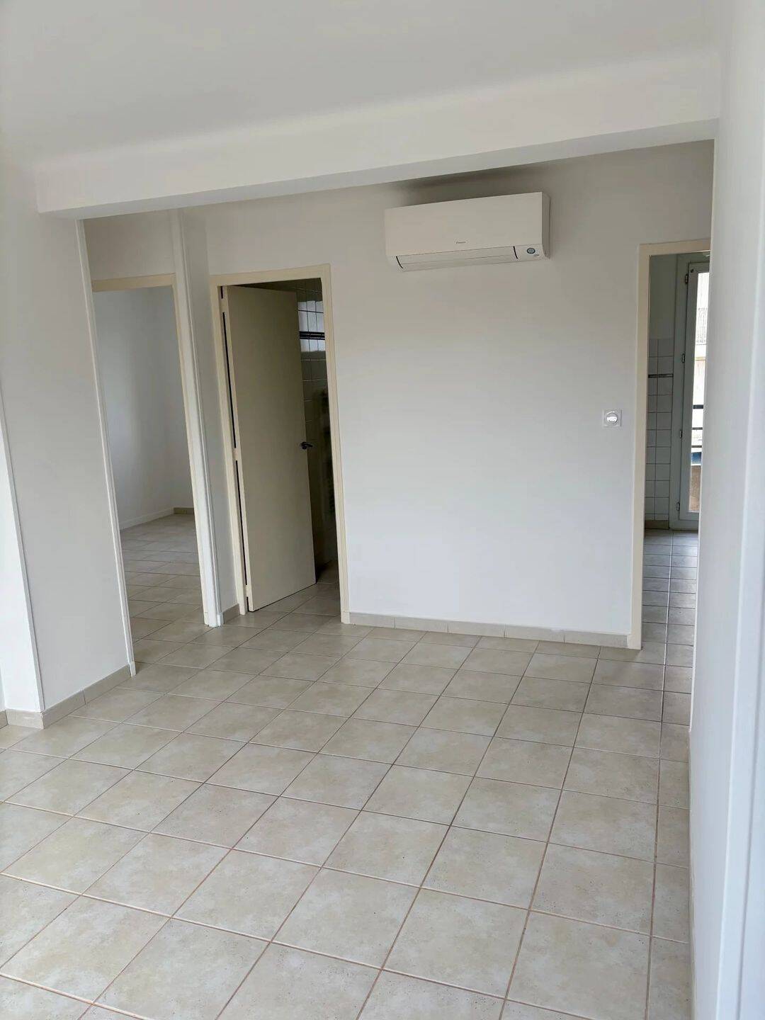 Appartement 3 pièces 56 m² · à Marseille 8ème Arrondissement · 56 m² · 960 €/mois