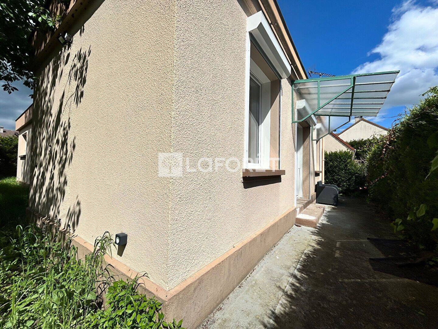 Maison 4 pièces 76 m² · à Gargenville · 76,5 m² · 1 466 €